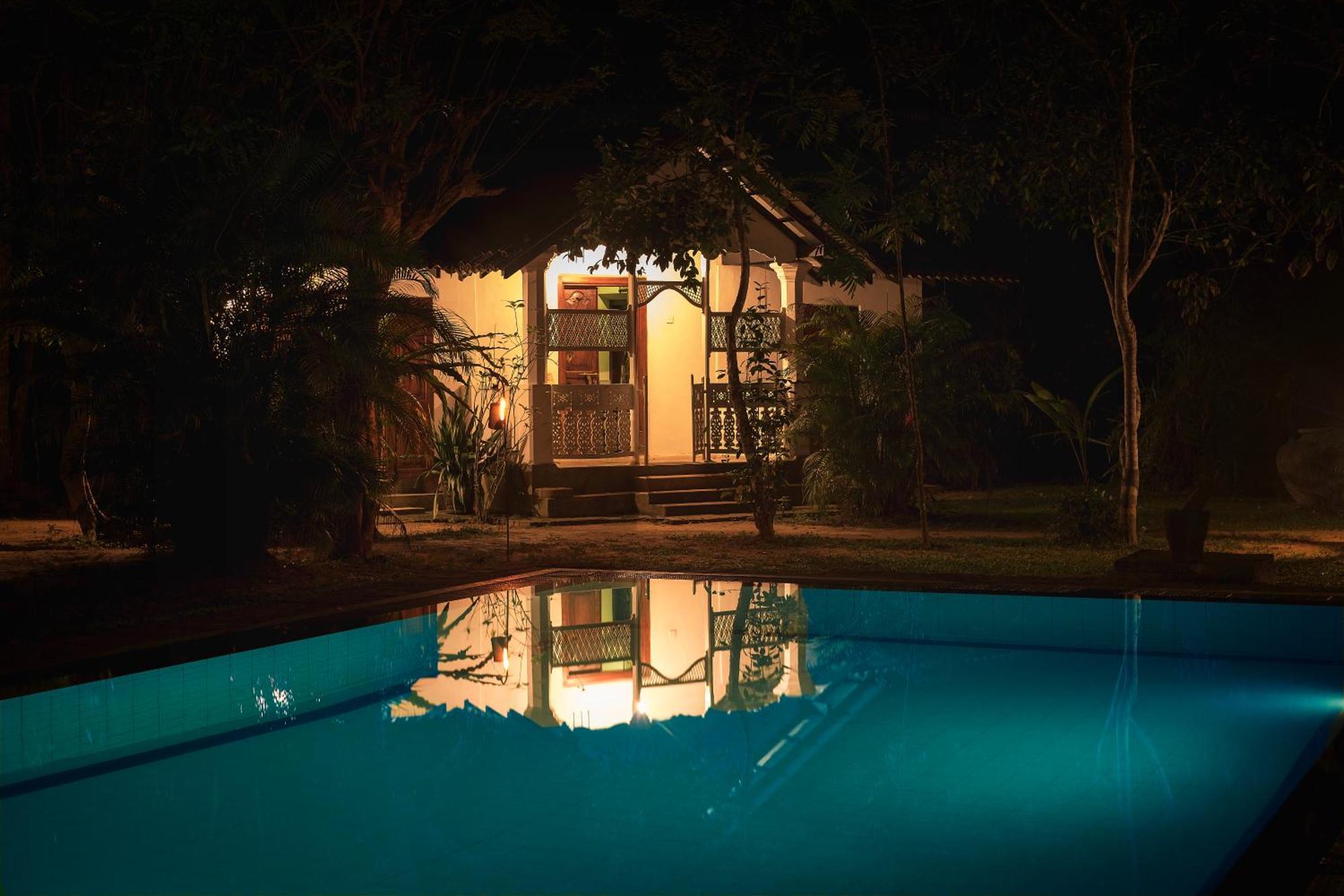 Nisala Arana Boutique Hotel 벤토타 외부 사진