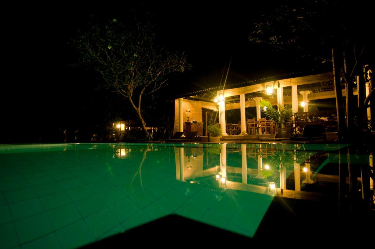 Nisala Arana Boutique Hotel 벤토타 외부 사진